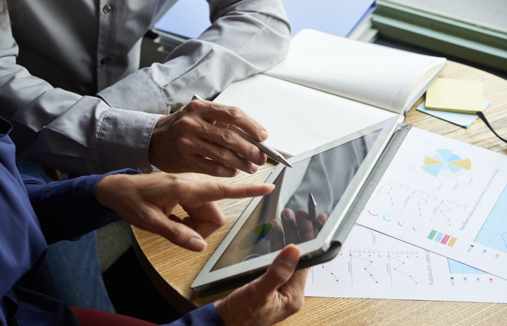 Post-IPO investor relations briefing with an annual reporting calendar and shareholder materials