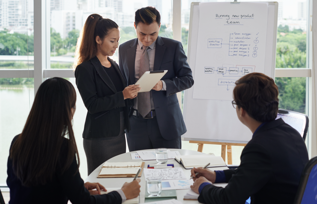 Pre-IPO corporate communications materials aligned around one approved investment narrative