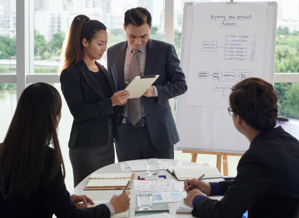 Pre-IPO corporate communications materials aligned around one approved investment narrative